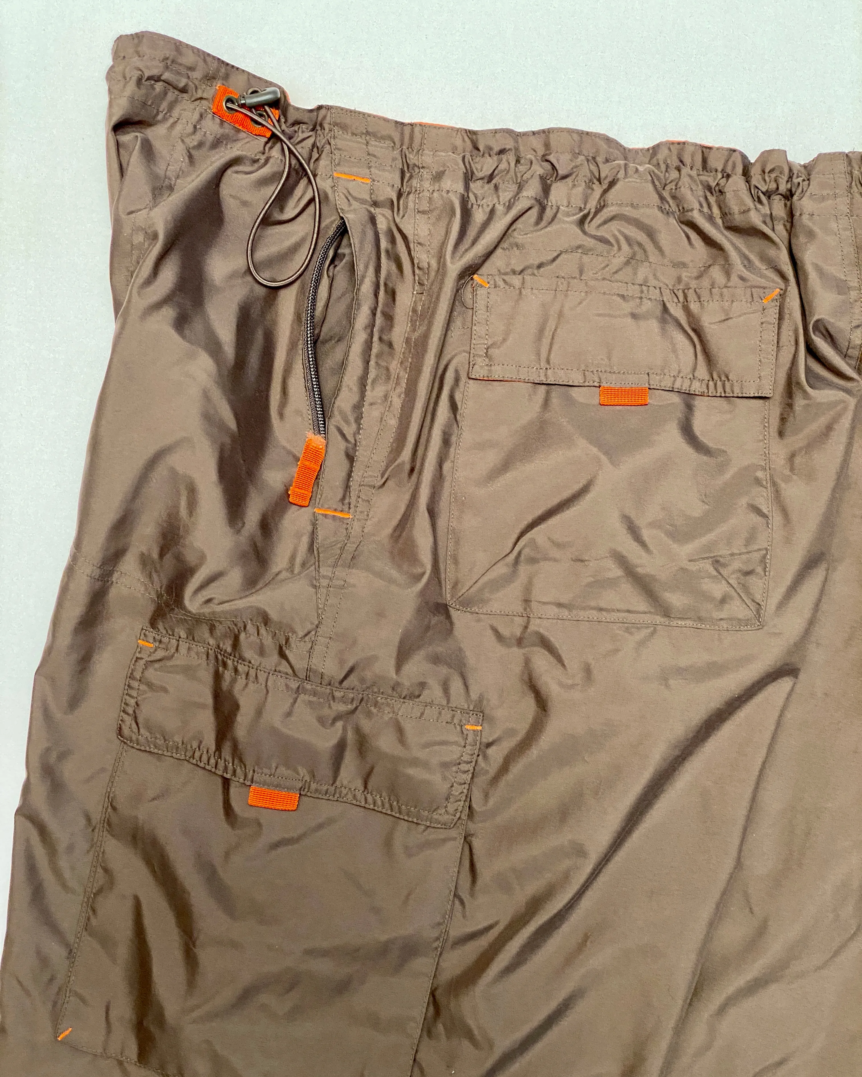 2004 Gap Factory Store Nylon Cargo Pants (XXL 41-43)