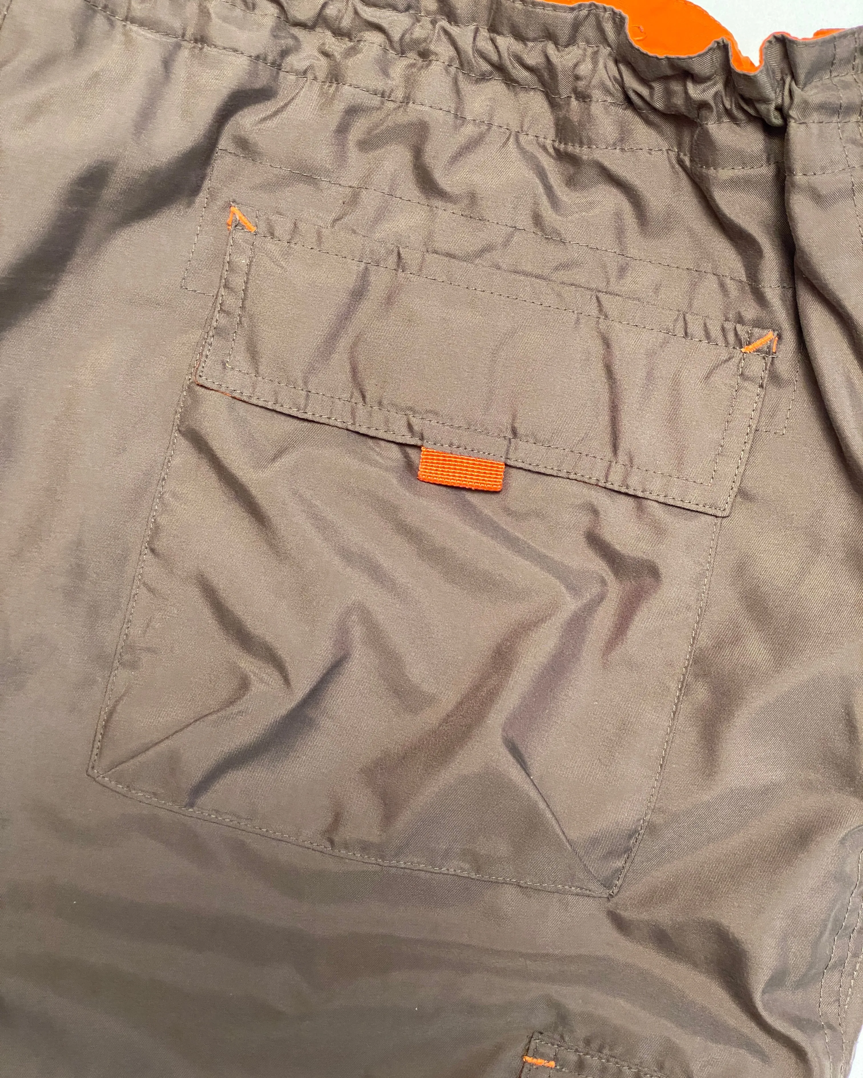 2004 Gap Factory Store Nylon Cargo Pants (XXL 41-43)