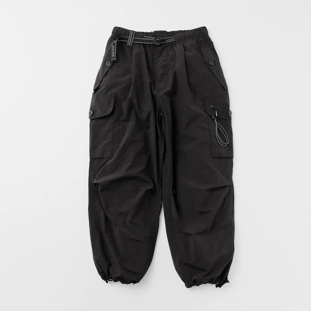 AND WANDER / Oversized Cargo Pants