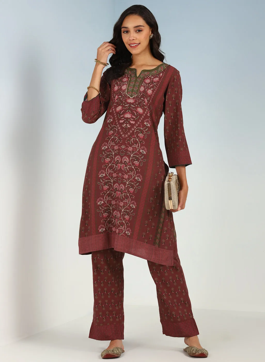 Fuchsia Kurta Set with Round neck and Contrast Front Placket