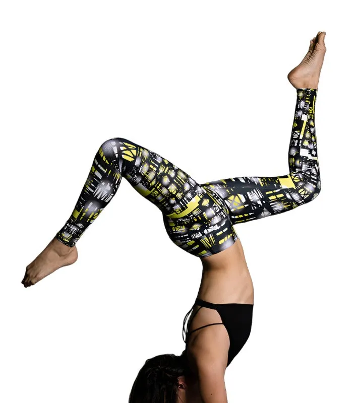 Last Chance Onzie Hot Yoga Leggings 209