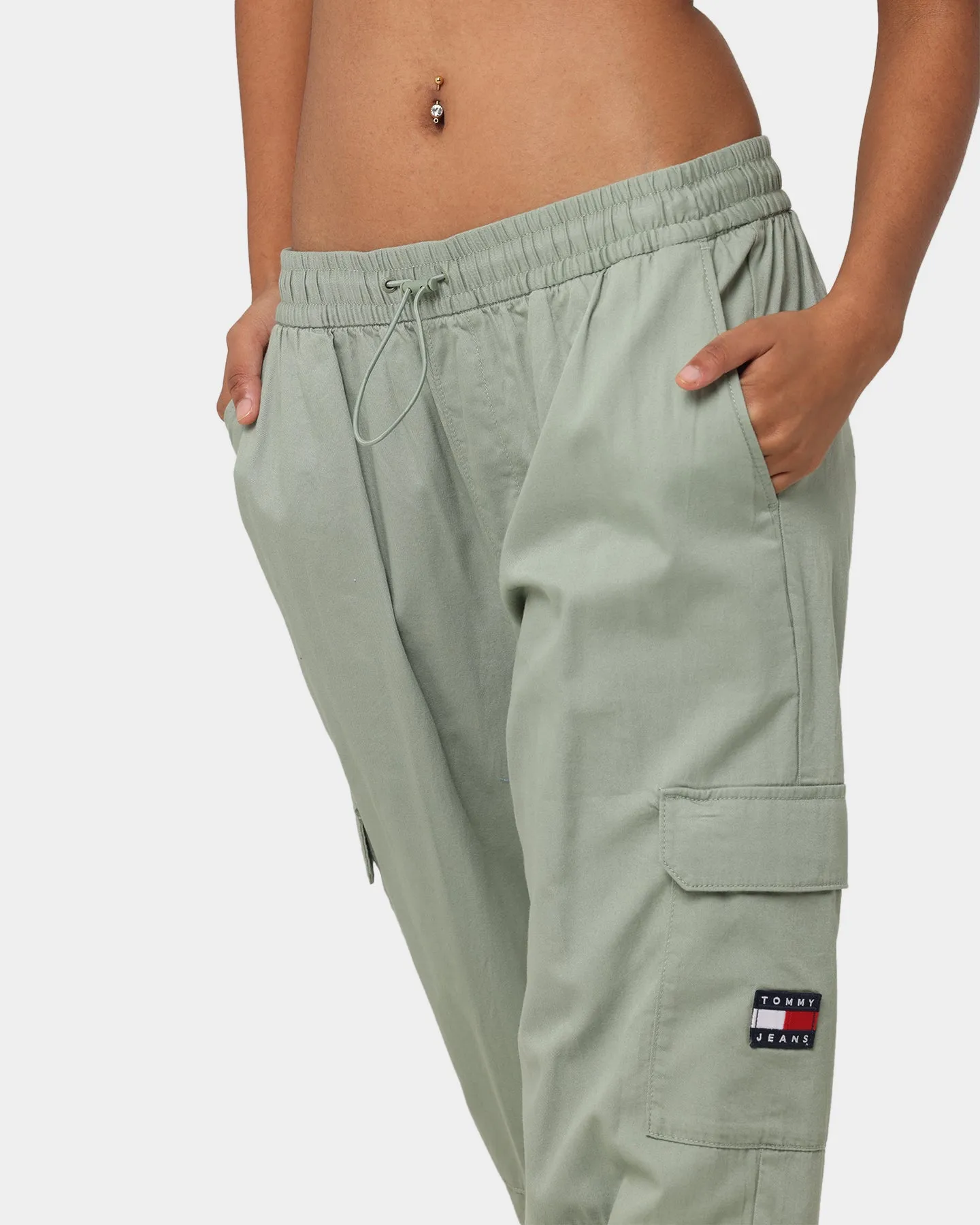 Tommy Jeans Women's Betsy Cargo Elasticated Joggers Dusty Sage