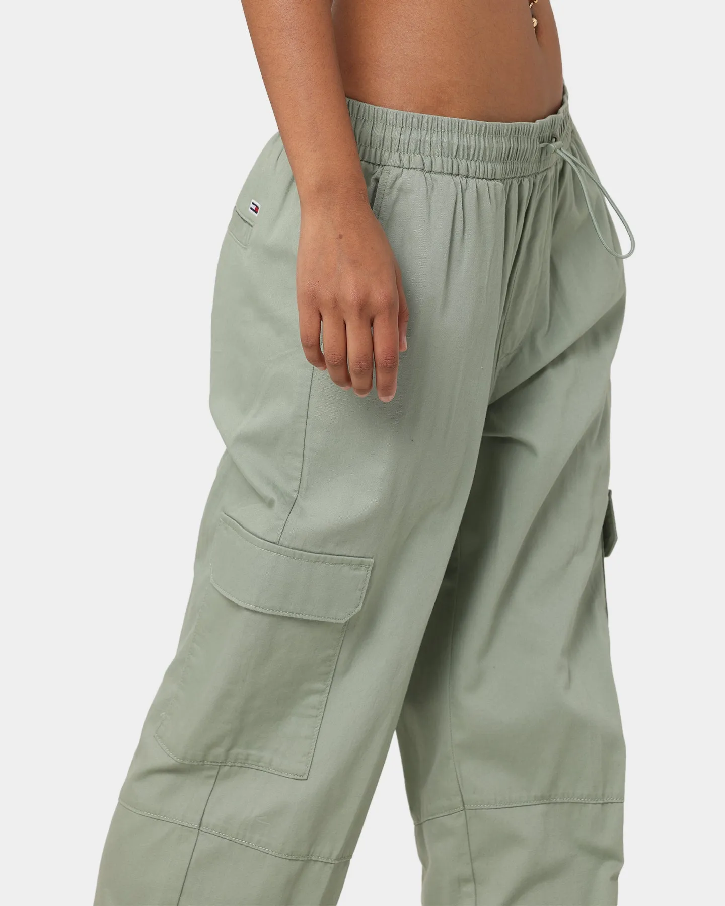 Tommy Jeans Women's Betsy Cargo Elasticated Joggers Dusty Sage